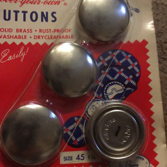 Vintage Prims Button Covers - Picture 2 of 8